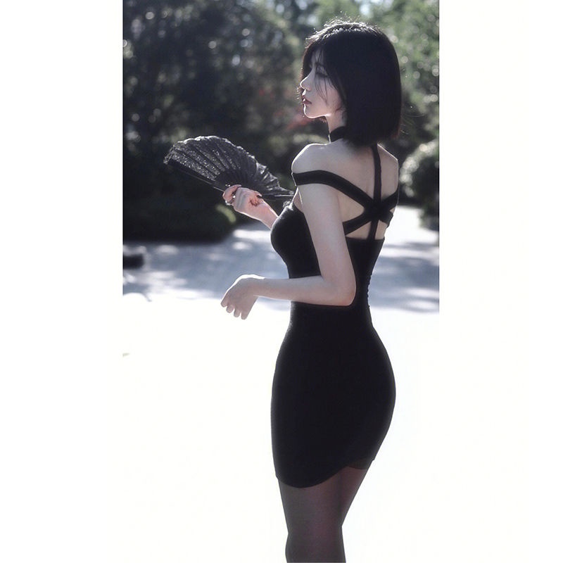 [F &amp; X] Đầm Hai Dây Cổ Yếm Phong Cách Hoàng Gia Mùa Xuân Nhẹ Nhàng Thoải Mái Mát Mẻ Cho Nữ