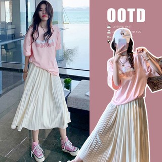 Set áo thun ngắn tay in chữ + chân váy hồng thời trang cho mẹ bầu