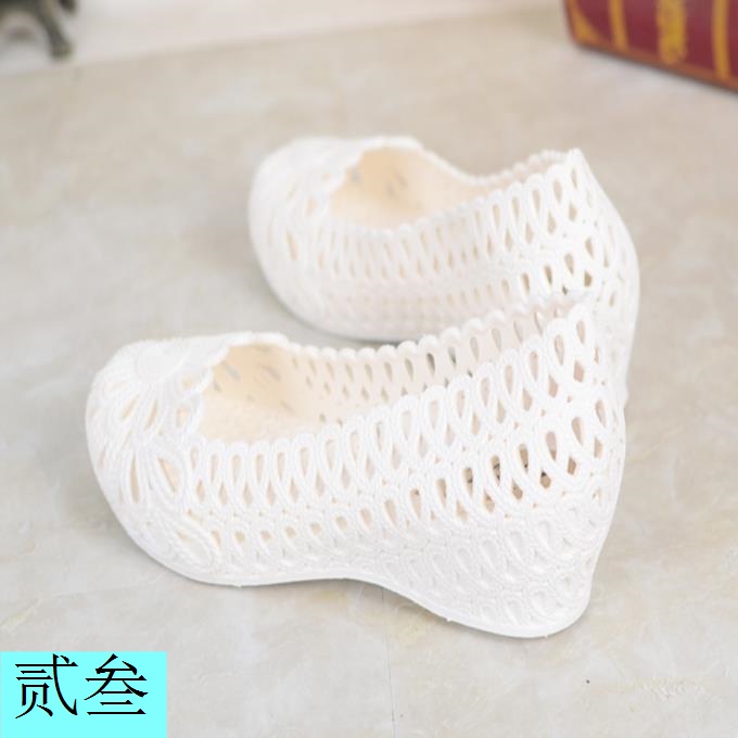 Giày Sandal Nhựa Đế Xuồng Chống Trượt Thiết Kế Đục Lỗ Thời Trang Mùa Hè Cho Nữ