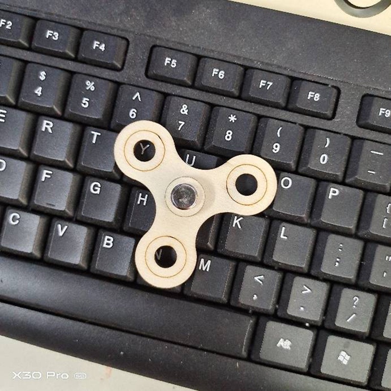 Bảng Đồ Chơi Bằng Gỗ Giáo Dục Theo Phương Pháp Montessori Cho Bé