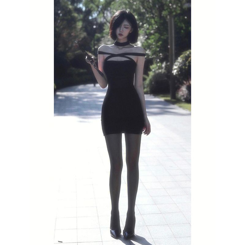 [F &amp; X] Đầm Hai Dây Cổ Yếm Phong Cách Hoàng Gia Mùa Xuân Nhẹ Nhàng Thoải Mái Mát Mẻ Cho Nữ