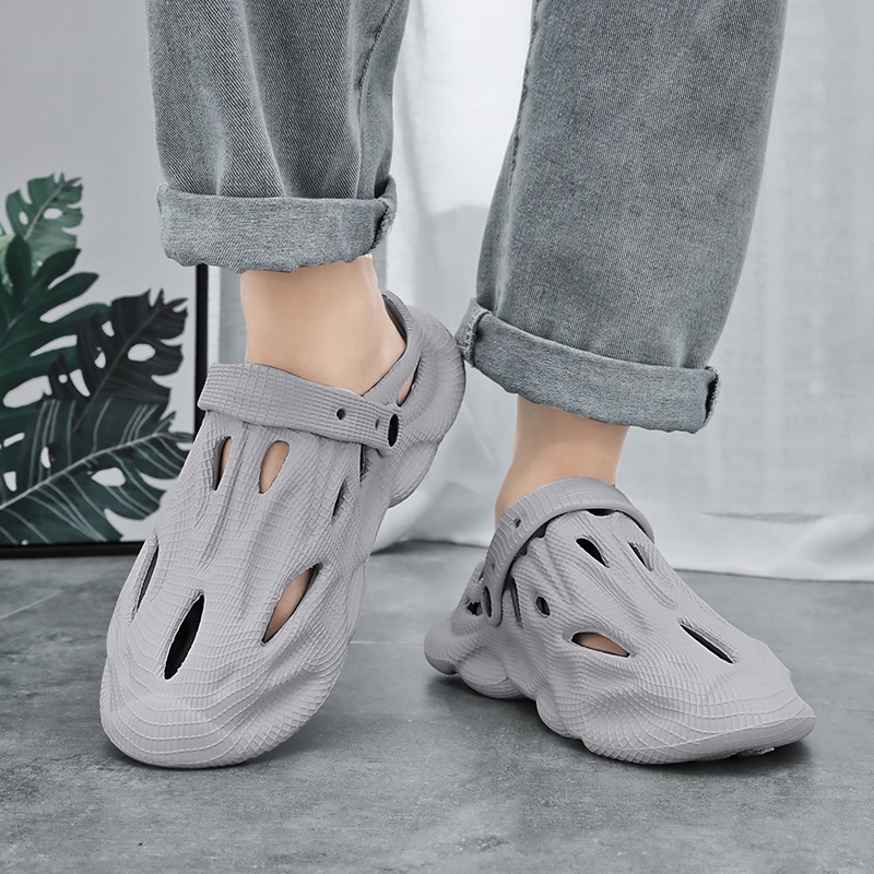 Phong cách mới của giày xỏ lỗ mùa hè ins dép đế mềm chống trượt, dép đi biển ngoài trời