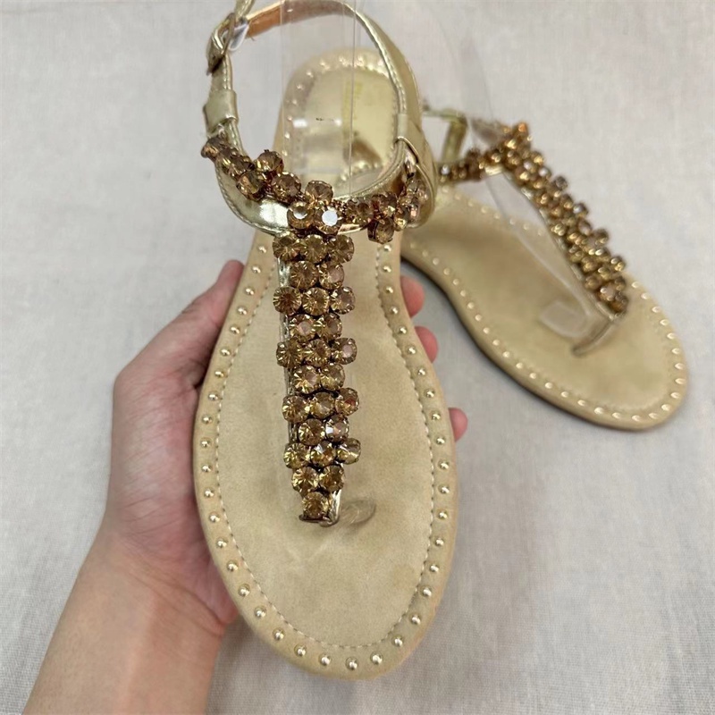 Giày Sandal Đế Phẳng Siêu Nhẹ Da Lộn Mềm Quai Chữ T Đính Đá Phối Khóa Cài Dễ Phối Đồ