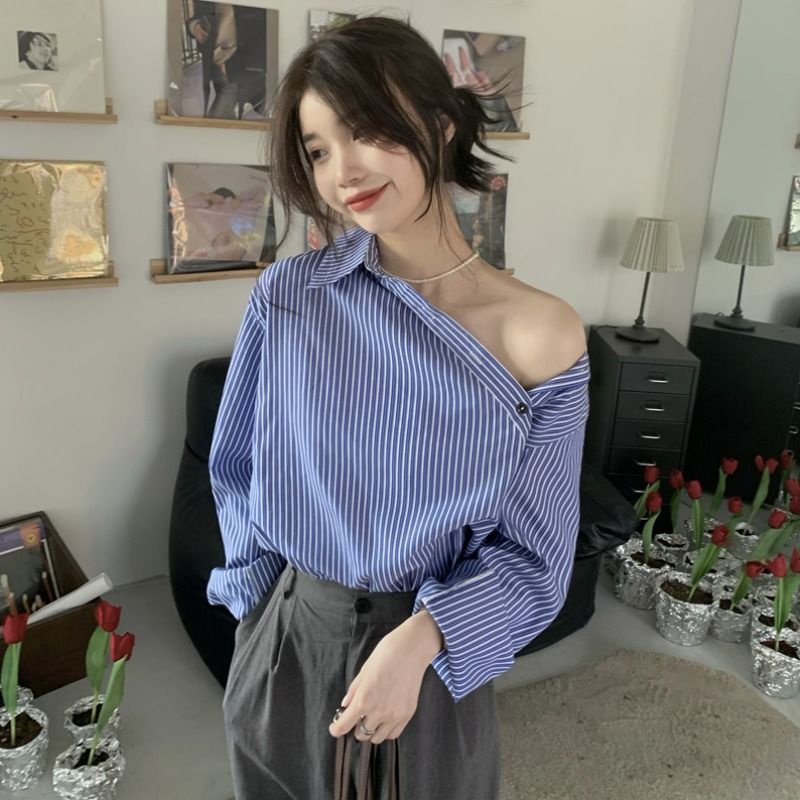 Áo Sơ Mi Trễ Vai Phối Nút Phong Cách Hàn Quốc Thời Trang Xuân Thu Cho Nữ