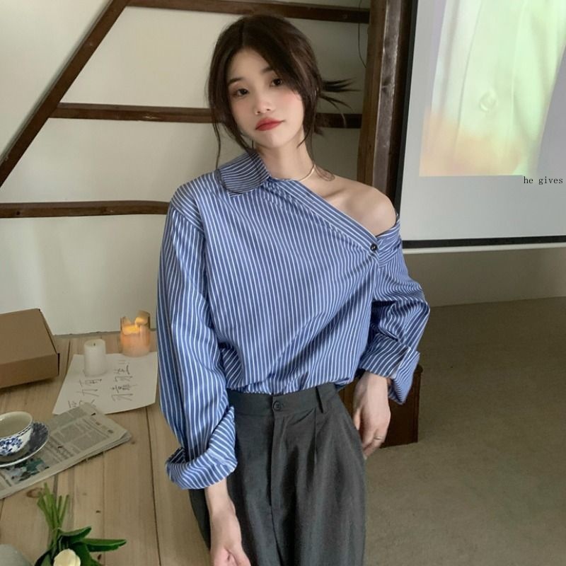 Áo Sơ Mi Trễ Vai Phối Nút Phong Cách Hàn Quốc Thời Trang Xuân Thu Cho Nữ