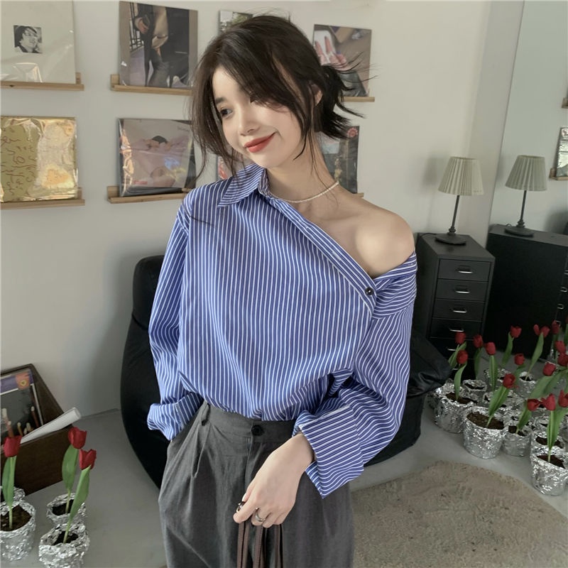 Áo Sơ Mi Trễ Vai Phối Nút Phong Cách Hàn Quốc Thời Trang Xuân Thu Cho Nữ