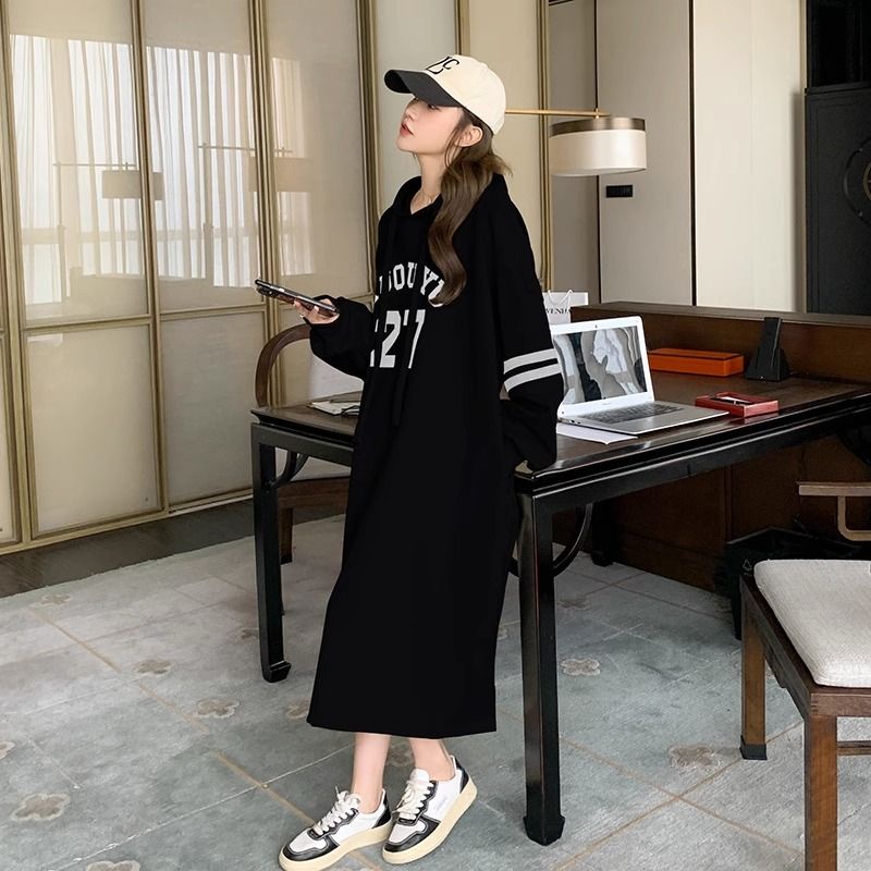 Đầm Nỉ Dài Qua Gối Dáng Rộng In Chữ Phong Cách Nhật Bản Thời Trang Mùa Thu 2023 Mới