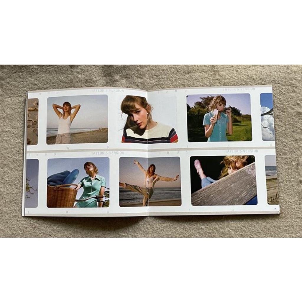 Taylor Swift - 1989 Taylor's Version Deluxe Poster Edition