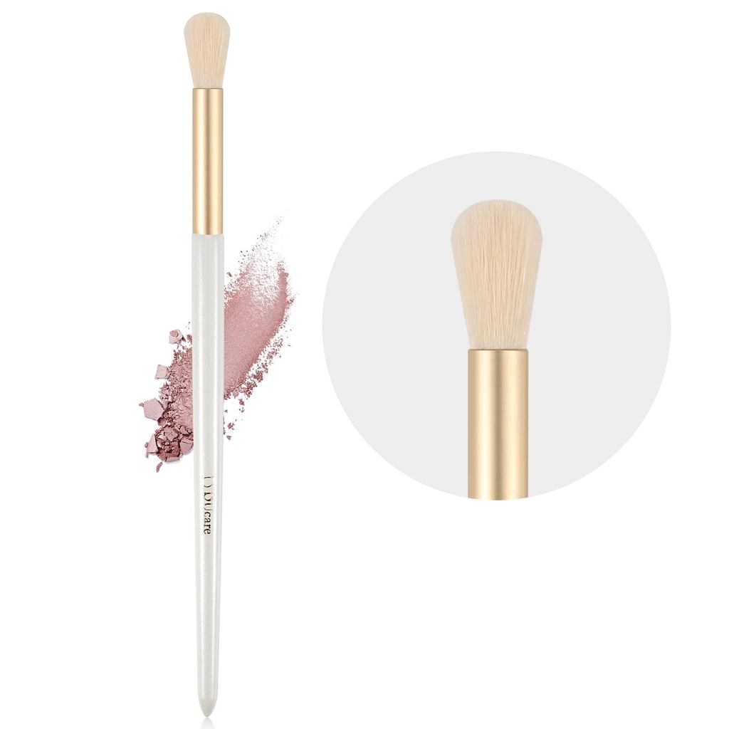 【Direct From Japan】DUcare Eyeshadow Brush, Blending Brush, Makeup Brush, Good Color, Soft, No Powder