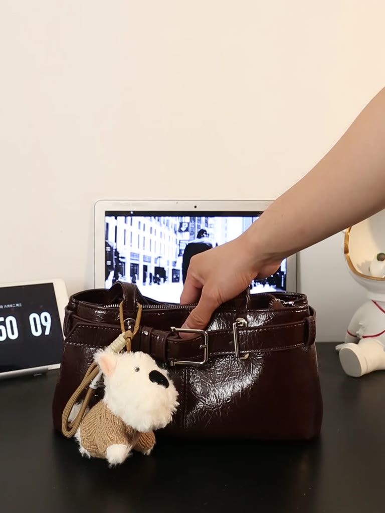 Auudre Retro Dung Tích Lớn Một Vai Túi Nách Nữ Thời Trang Đi Lại | BigBuy360 - bigbuy360.vn