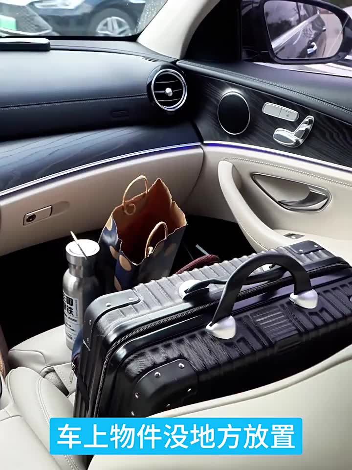 Móc treo OATSBASF: Gọn Gàng và Tiện Dụng