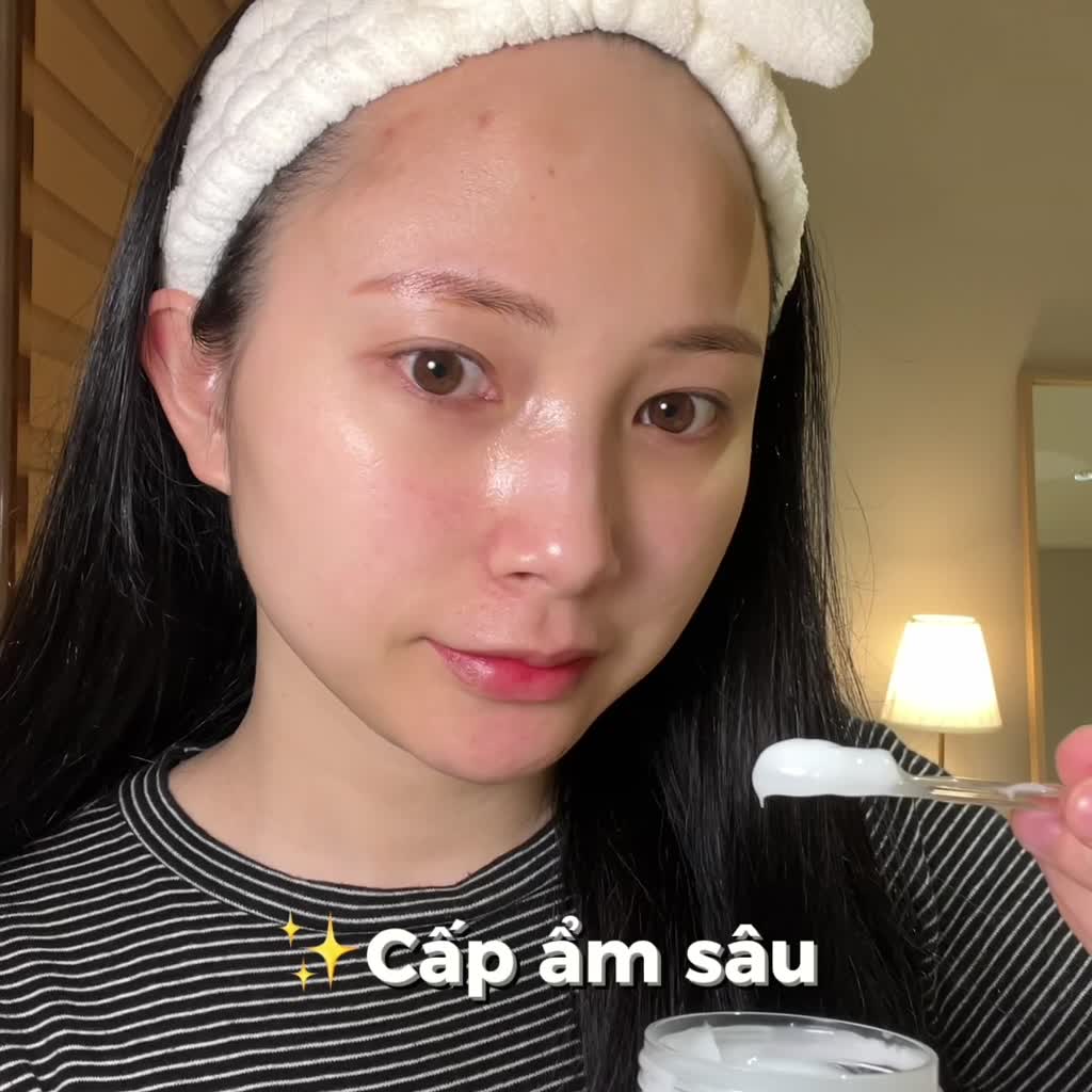 Gợi ý các mẫu kem dưỡng ẩm mặt cho da khô đáng mua hiện nay