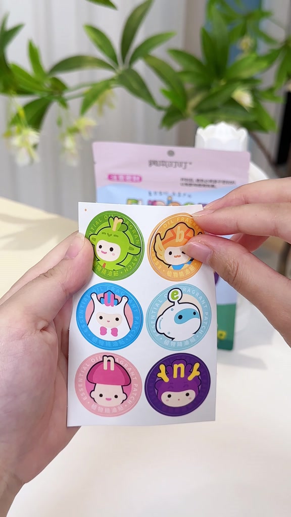 RUNBEN miếng dán muỗi cho bé Miếng dán tinh dầu tự nhiên Miếng dán thơm (60 miếng dán)