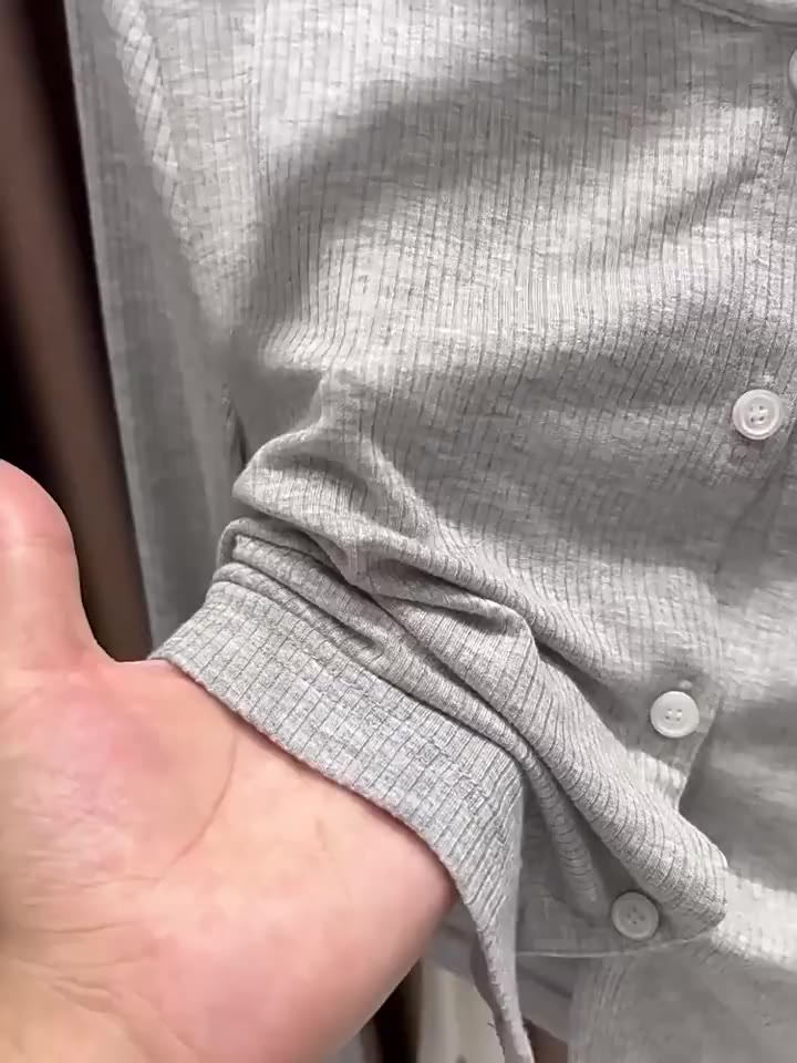 Áo chống nắng khoác bigsize nữ form rộng Cổ tròn màu xám mỏng phong cách mới mùa hè | BigBuy360 - bigbuy360.vn