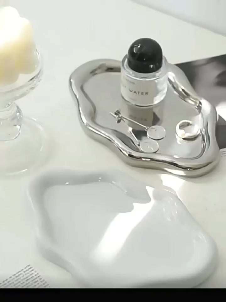 Khay đựng đồ trang sức HOBBYHUB Hình đám mây Đồng hồ / Chìa khóa sang trọng | BigBuy360 - bigbuy360.vn
