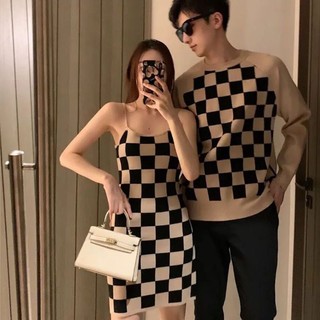 Set đồ đôi caro hàng thu đông.