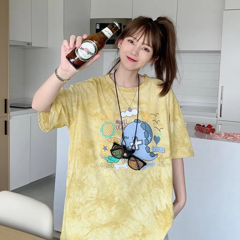Áo thun PEWARN tay ngắn dáng rộng in họa tiết hoạt hình màu nhuộm phong cách Hàn Quốc thời trang mùa hè cho nữ