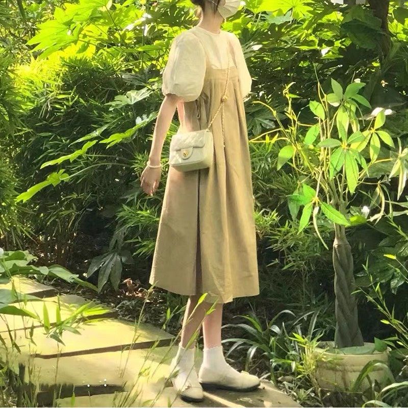 Váy xinh ngẫu nhiên