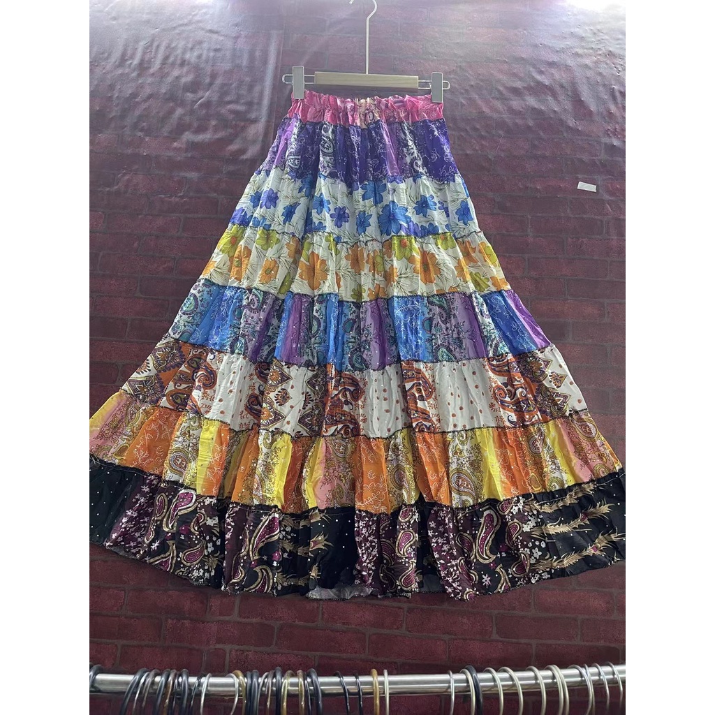 Chân Váy Ghép Thủ Công MiDi Boho Sắc Màu Xòe To - MUOJ