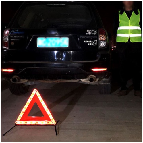 Biển Cảnh Báo Nguy Hiểm Có Phản Quang Cho Ô Tô