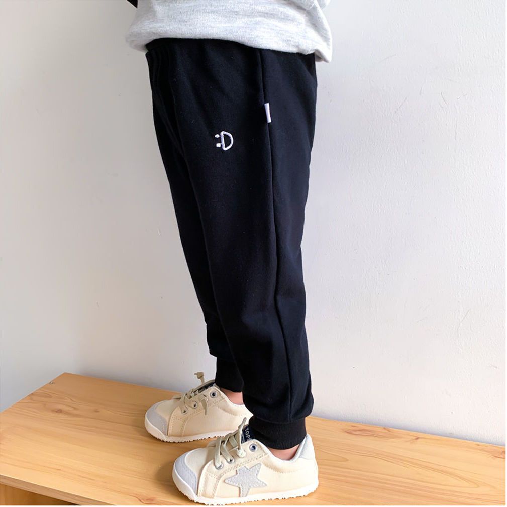 Quần Dài Thể Thao Phong Cách Mới Thời Trang Xuân Thu Cho Bé Trai Và Gái
