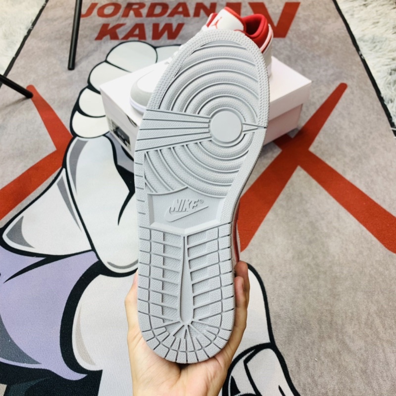 Giày thể thao sneaker cổ thấp Air Jordan Low AJ1 Light Smoke Grey Gym Red Hàng SC