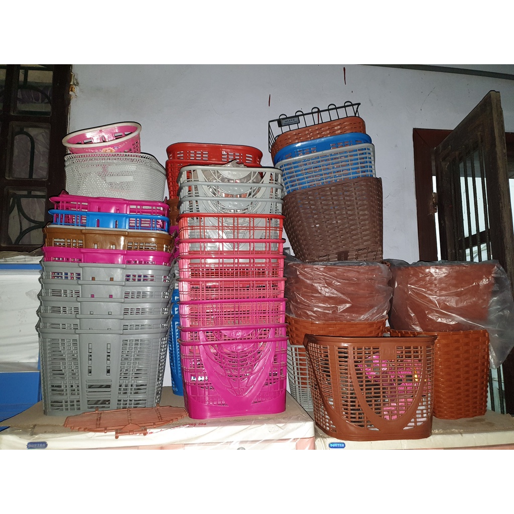 Giỏ nhựa dành cho xe đạp