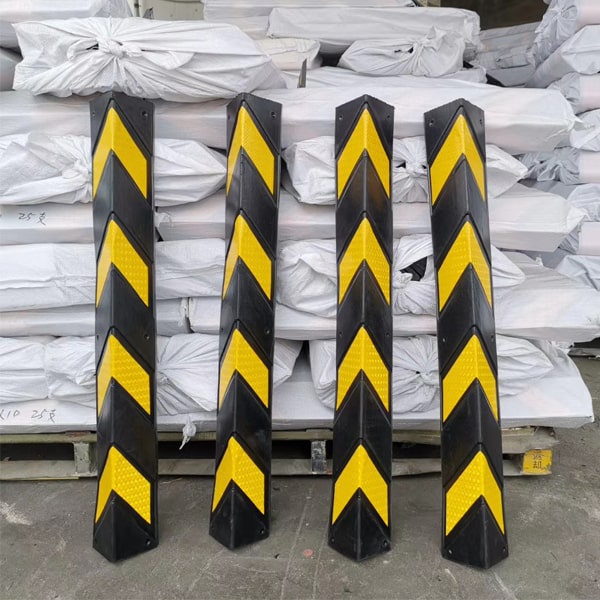 Ốp góc cột cao su 800mm vuông. Thanh ốp cột phản quang. Bao phụ kiện lắp đặt. Bảo vệ góc tường, góc cột. KT 780x95x9mm