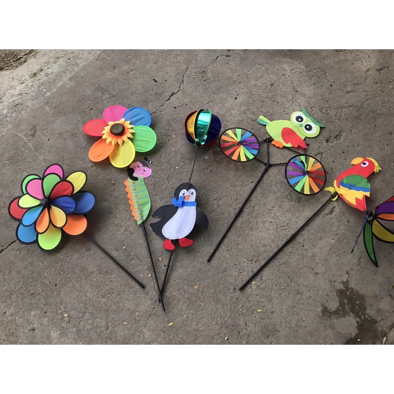 Chong chóng hình thú, nhiều mẫu.