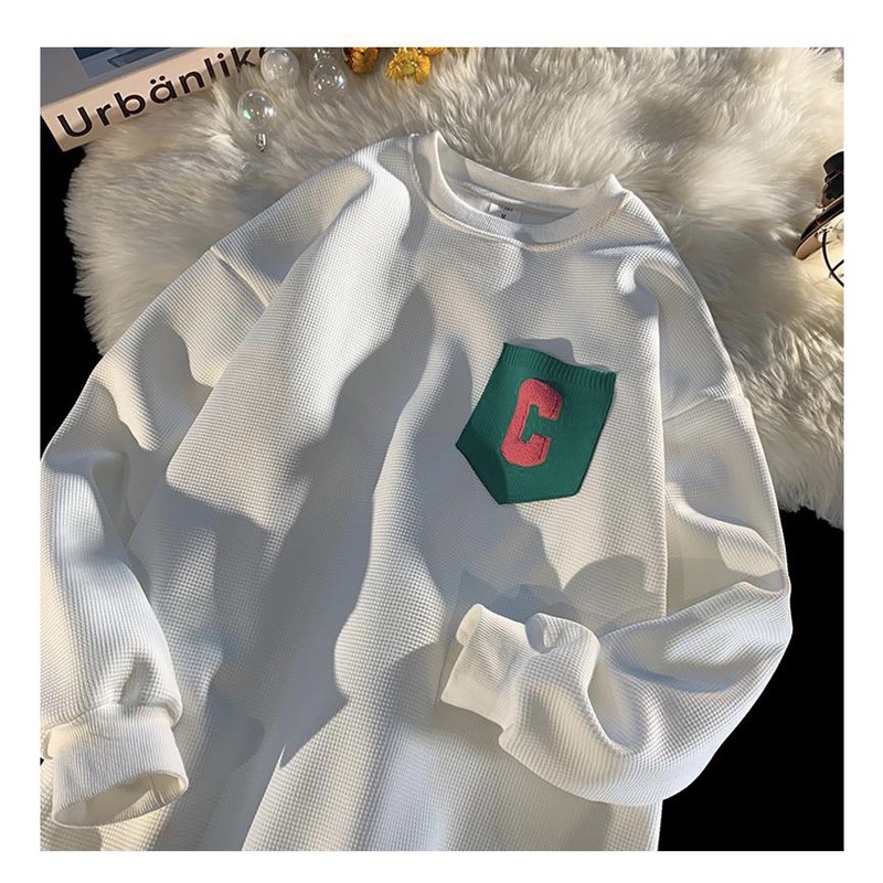 Áo Sweater APT Unisex form rộng tay dài bồng, chất liệu nỉ cotton dệt tổ ong in hình chữ C tạo điểm nhấn