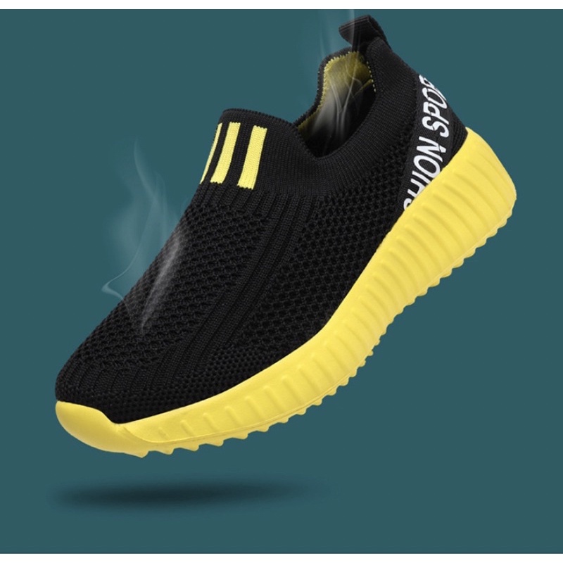 Giầy thể thao dành cho các bé siêu nhẹ- êm-dẻo. Hàng đẹp xuất dư. Size 28-40
