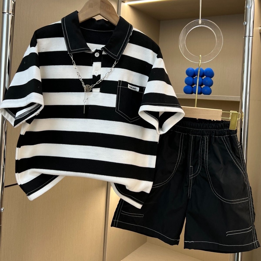 Bộ Áo Thun Polo Tay Ngắn Và Quần Ngắn Bằng Vải Cotton Thoáng Khí Họa Tiết Kẻ Sọc Trắng Đen Thời Trang Mùa Hè Dành Cho Bé Trai 0922