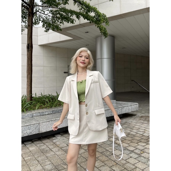 Áo khoác Tay Ngắn