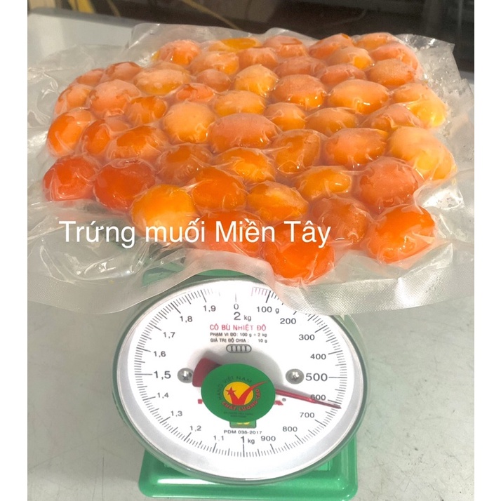 Lòng đỏ trứng vịt muối