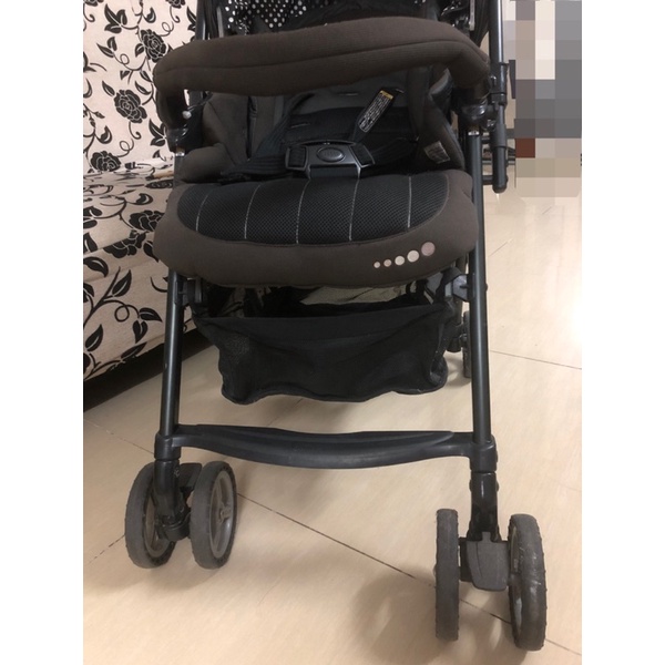 Xe đẩy nội địa Nhật Combi