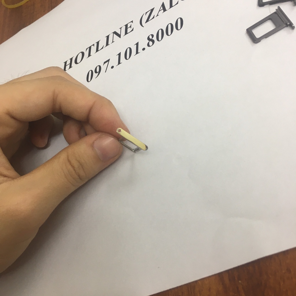 KHAY SIM IP 12 PRO MAX