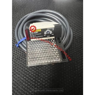 Cảm biến quang e3jk-r4m1