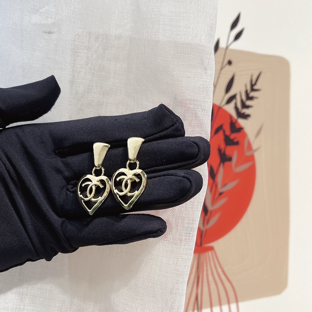 Khuyên Tai Tròn Khắc Chữ Bằng Thép Titanium Thời Trang Dành Cho Nữ