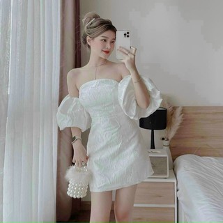 Đầm gấm trắng kem cúp ngực rớt vai trễ vai tay bồng