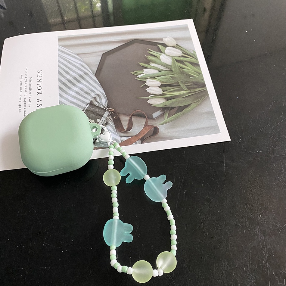 Vỏ Bảo Vệ Hộp Sạc Tai Nghe Samsung Galaxy buds 2 Pro / buds Live / buds Pro Bằng Silicon Họa Tiết Hoa Kèm Móc Khóa Xinh Xắn