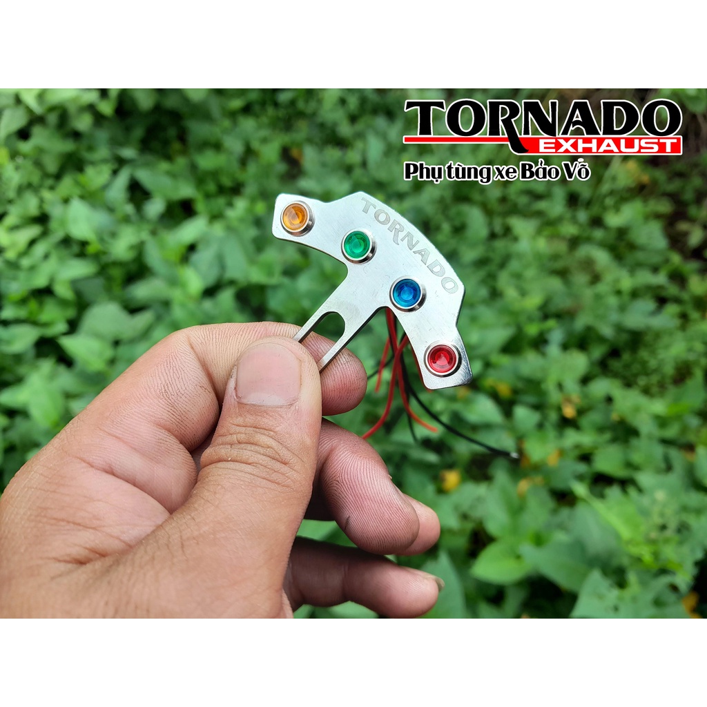 Bộ đèn tín hiệu xe máy 12V + pát inox dày 2mm thương hiệu TORNADO thích hợp độ nhiều dòng xe