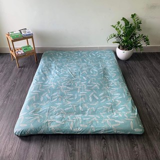 Vỏ bọc nệm vải cotton cao cấp mịn mát. Có khóa kéo