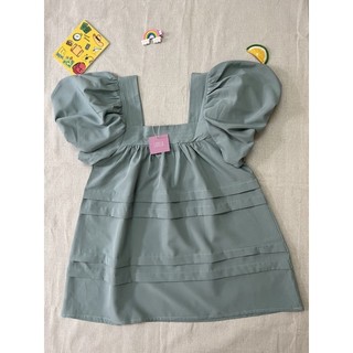 Set cổ vuông tay bồng kèm quần Shorts