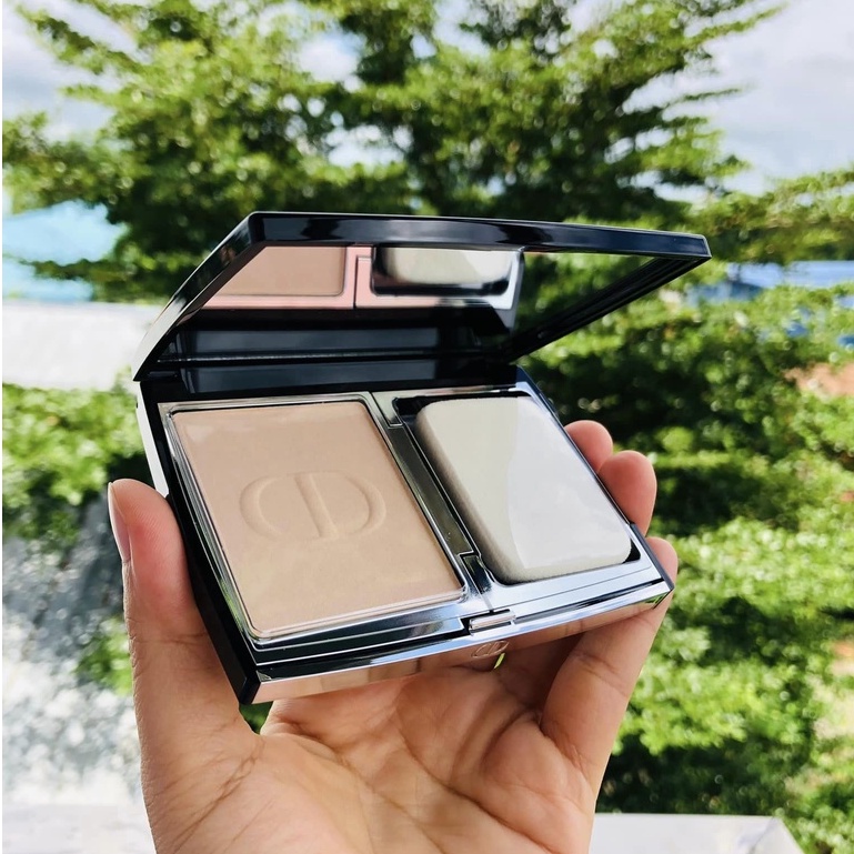 Phấn Phủ Dior Dạng Nén Giúp Làm Mịn, Sáng Da & Kháng Nước Dior Forever Natural Velvet 10g