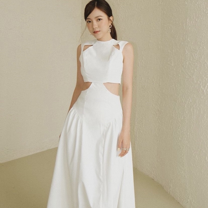 Thanh lý đầm cut out maxi trắng new 100%