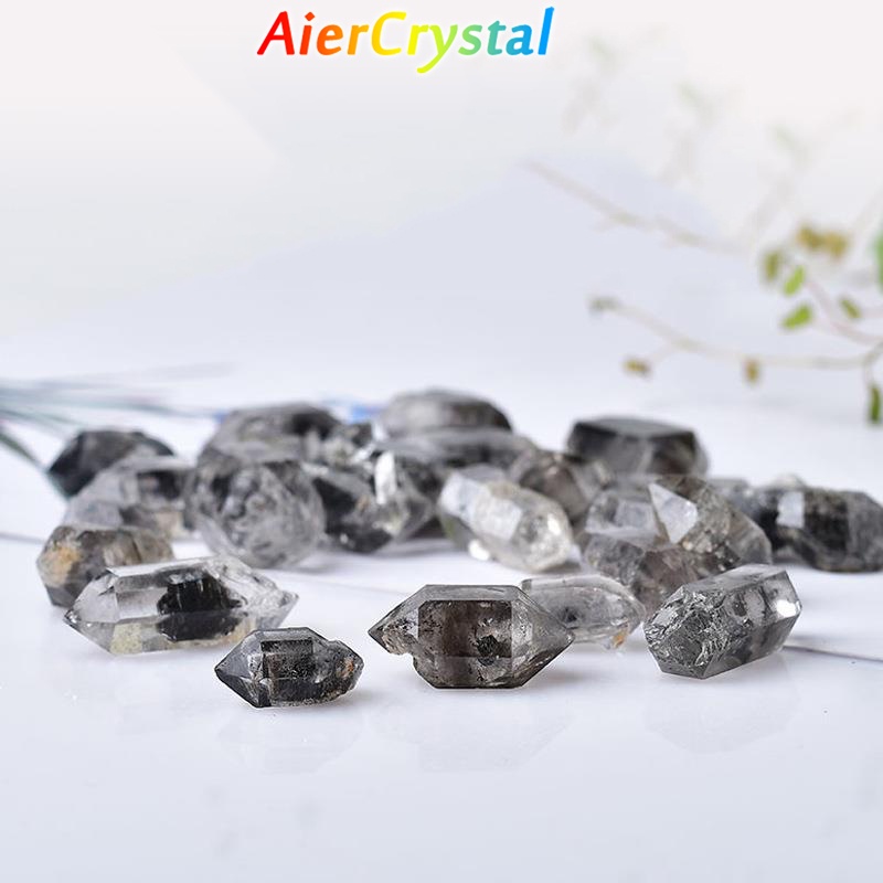 Đá Thạch Anh Pha Lê Trắng Đen Tự Nhiên Dùng Trang Trí Sân Vườn