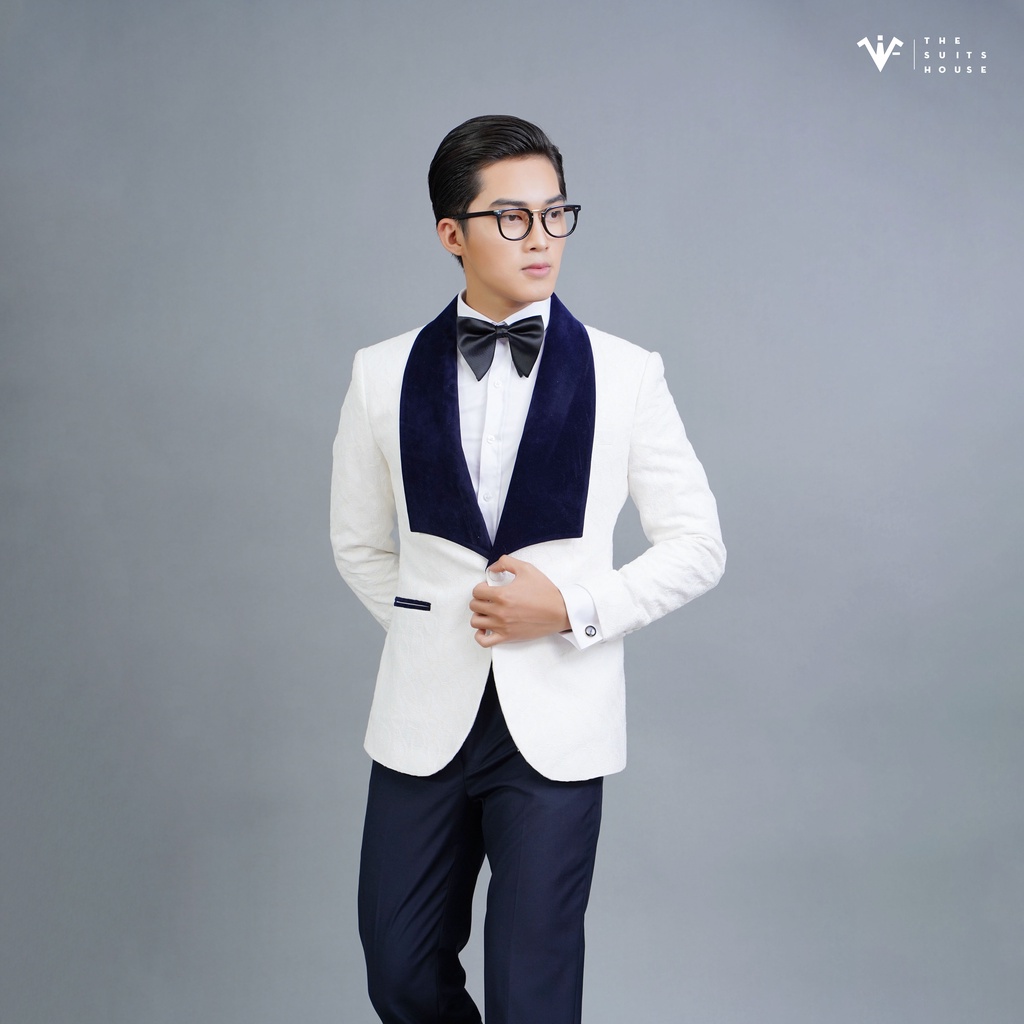 [Mã BMLT50 giảm đến 50K đơn 300K] Bộ tuxedo nam trắng ve xanh, cổ sam khuyết, chất Nhung gấm, chuẩn form The Suits House