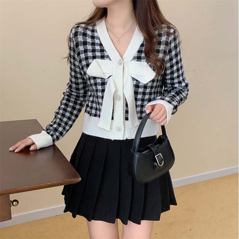 【Hana and Alice】Áo Sweater Dệt Kim Tay Dài Cổ Chữ V Phối Nơ Thiết Kế Thanh Lịch