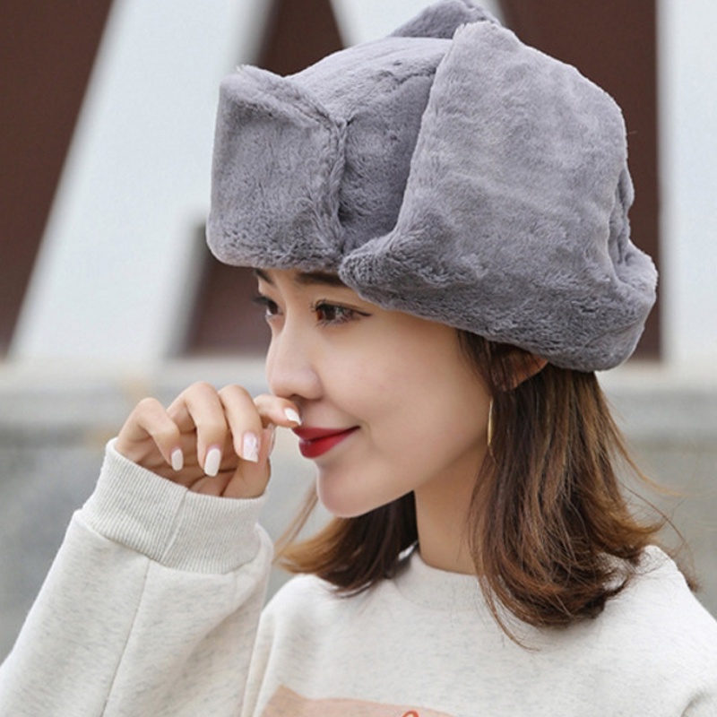 Mũ Bomber Giả Lông Thú Dày Dặn Màu Trắng / Đen Bảo Vệ Tai Thời Trang Thu Đông Cho Nam Và Nữ