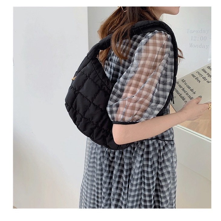 - Loại 1 Túi phao dù đeo vai, form basic đi làm, đi chơi hottrend phong cách Hàn Quốc trendy